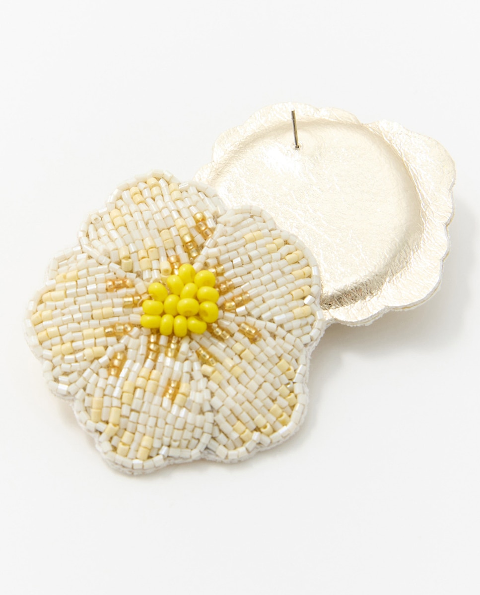 Brincos com flor e contas Amarelo-2