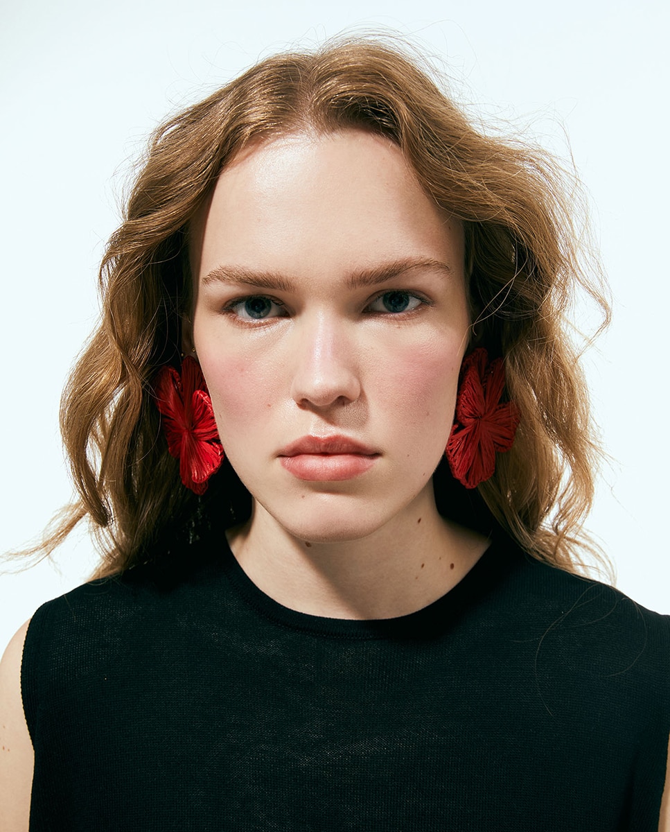 Imagem 0 de Brincos de Flor com Nó