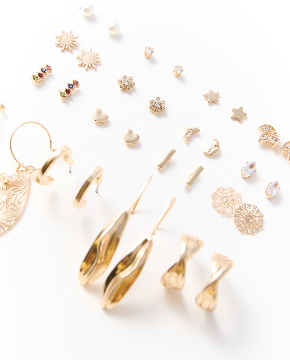 Conjunto de 16 Brincos de Filigrana 390 Ouro-2