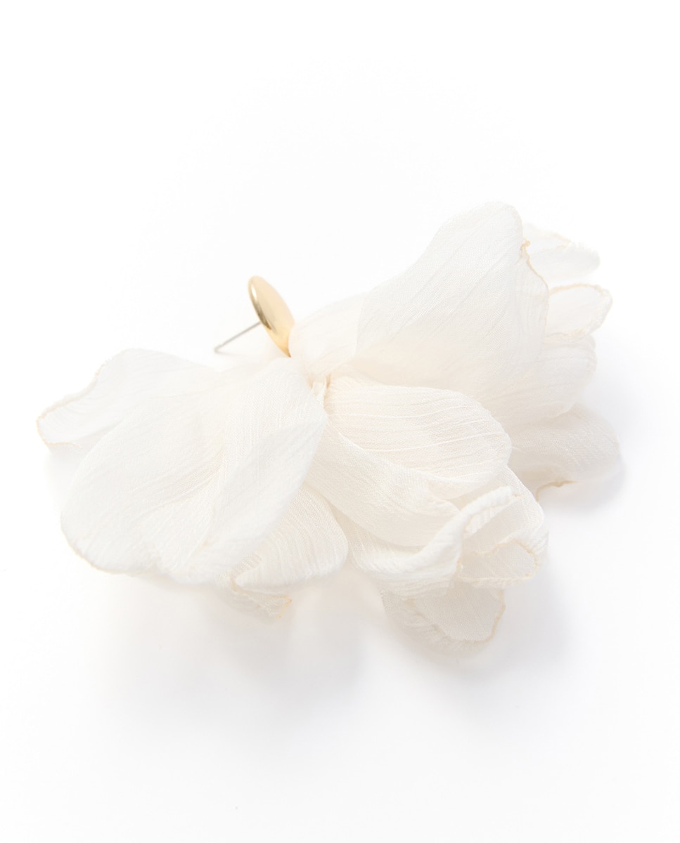 Brincos Têxteis com Pétalas Branco-marfim-2