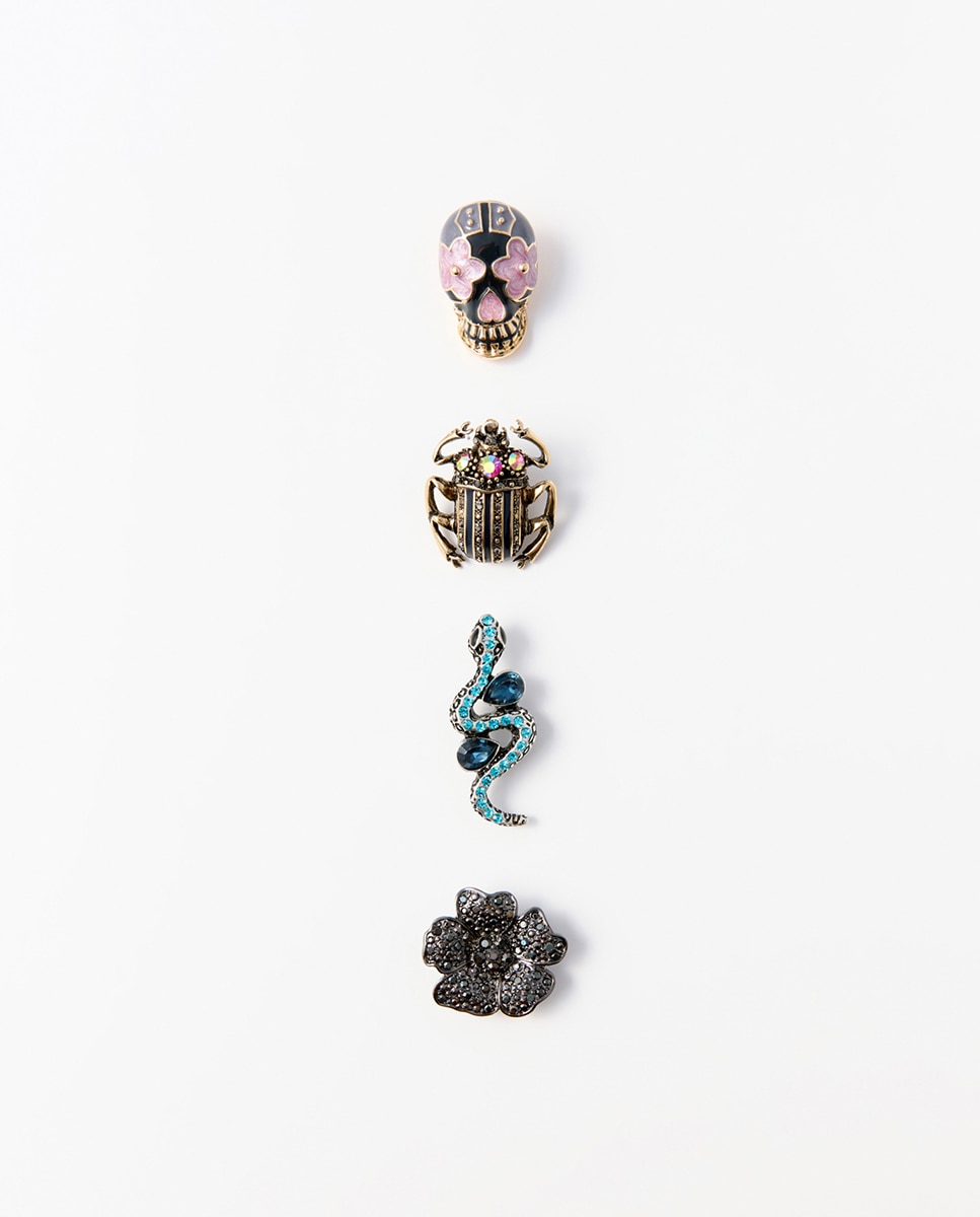Imagem 0 de Conjunto de 4 Pins Caveira