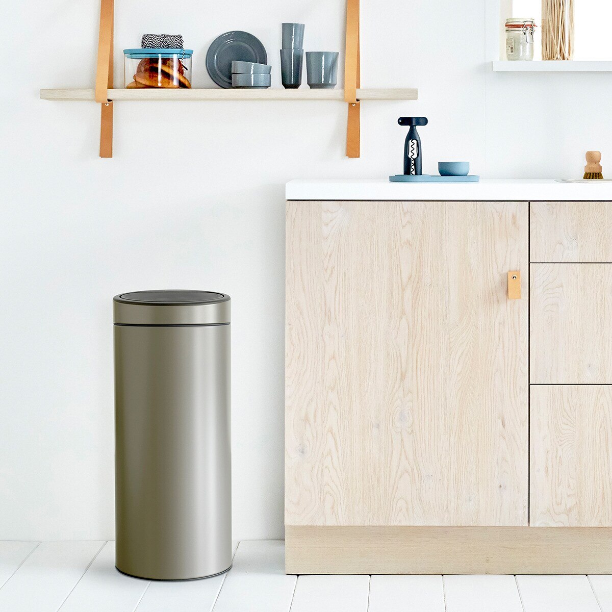 Cubo de basura de acero Touch Bin 30L Brabantia - Platino 30 litros Platino-3