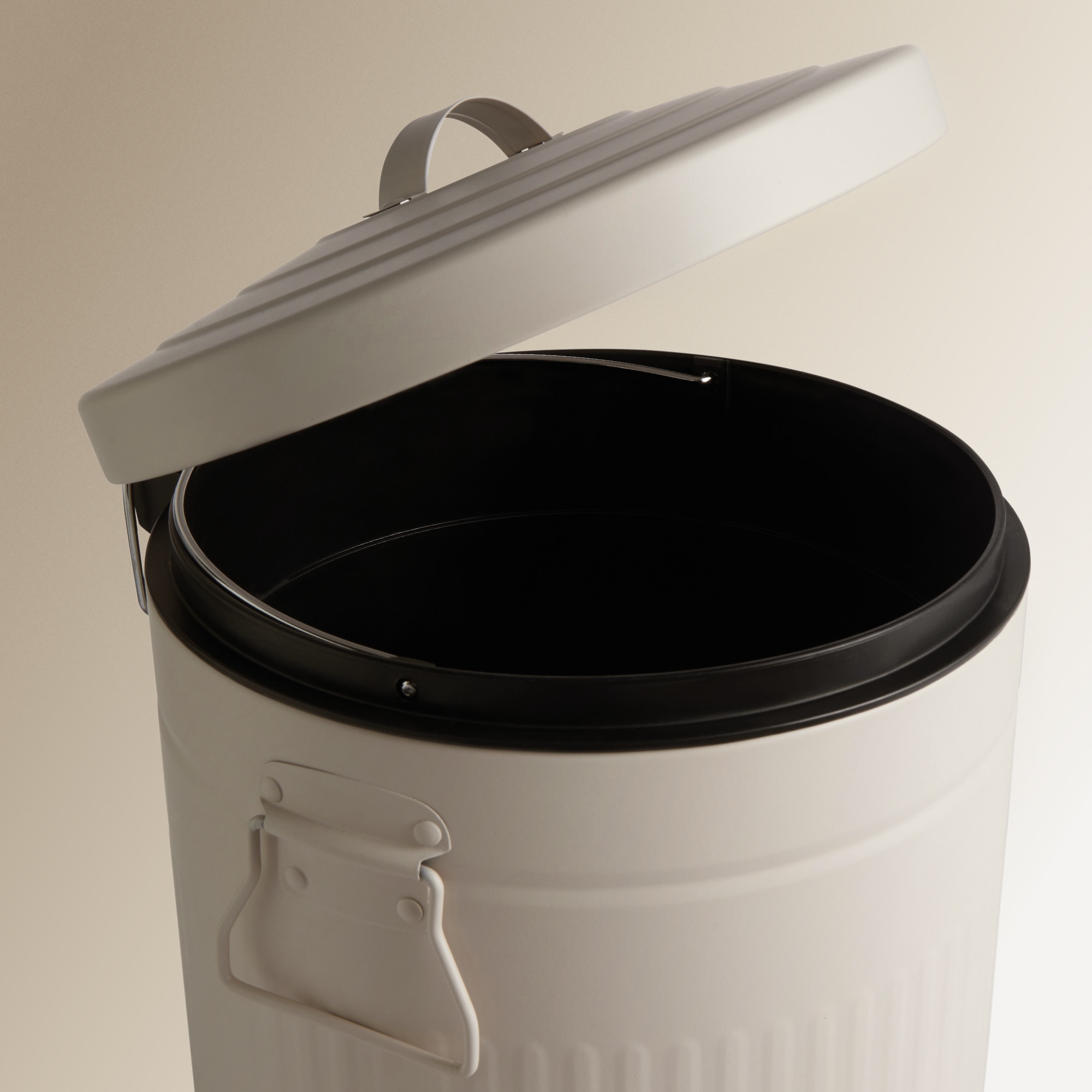 Balde do Lixo com Pedal Retro - 20 L Branco-marfim-2