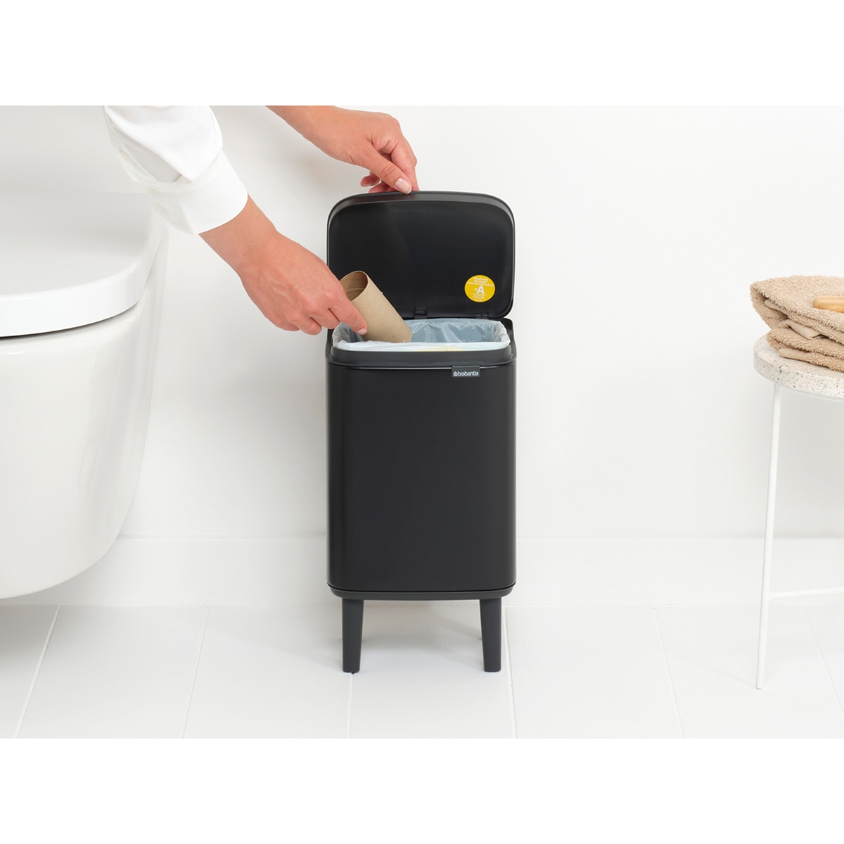 Cubo de baño Bo Hi Brabantia - Negro mate 4 litros Negro mate-6