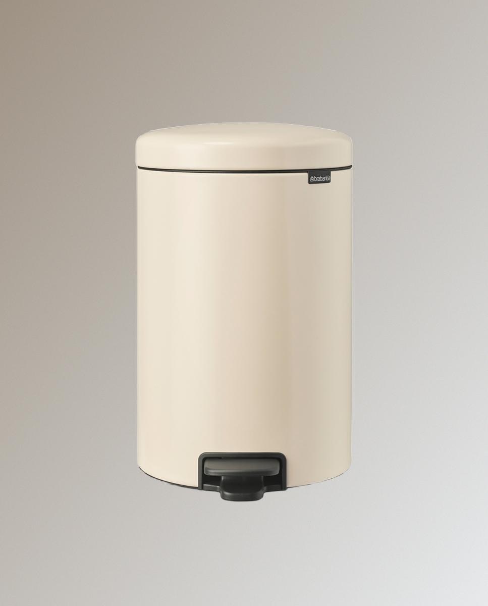 Imagem 0 de Balde do Lixo com Pedal Newicon 20 L