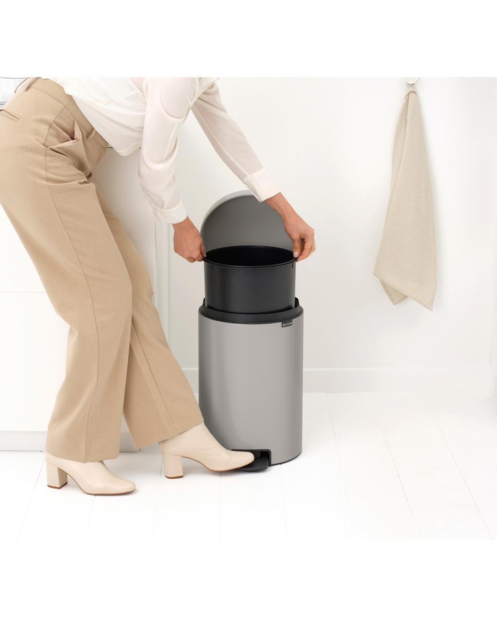 Cubo de basura con pedal NewIcon 20L Brabantia - Gris 20 litros Gris-7