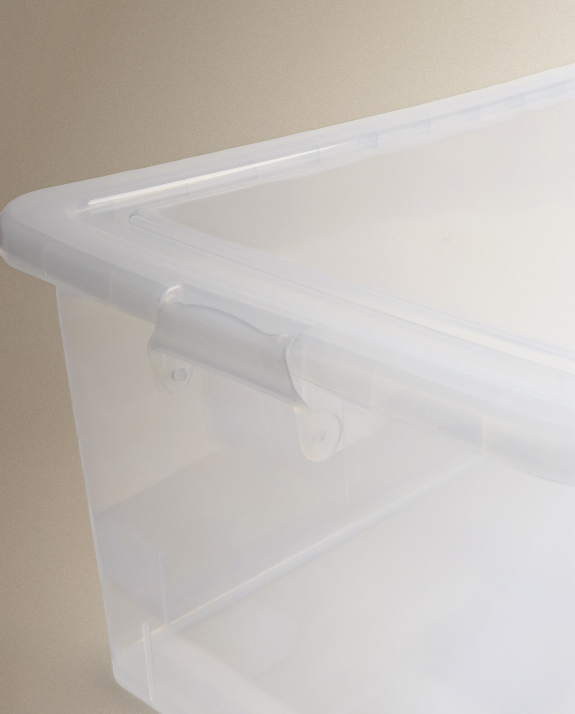 Caja de almacenaje con tapa - Transparente 3,5 litros Transparente-3