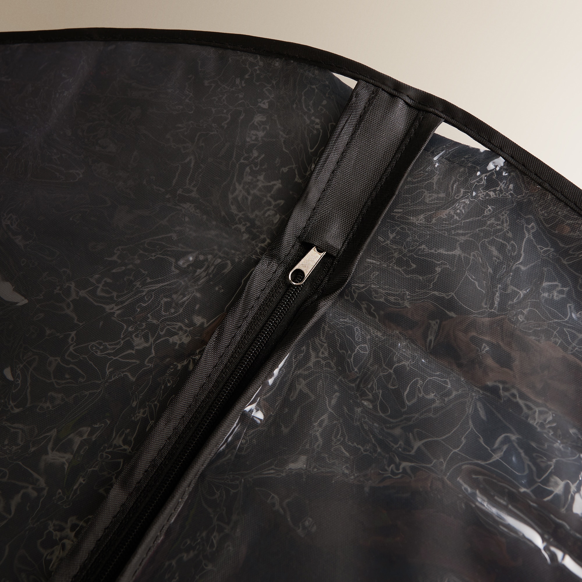 Capa para Fatos de Poliéster Reciclado Preto-3