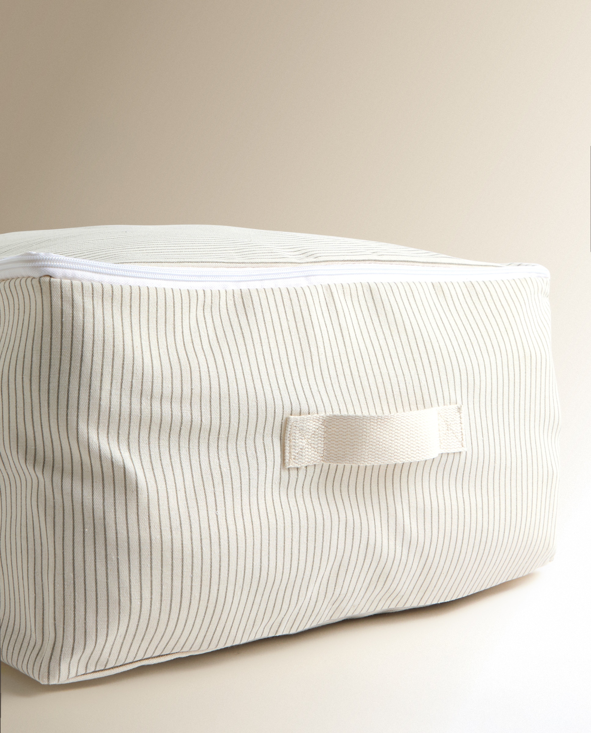 Capa para Cobertores Riscas Cru-3