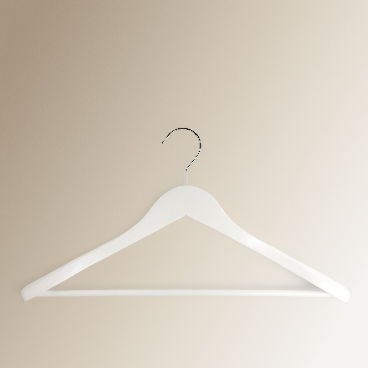 Percha de madera con hombreras El Corte Inglés Blanco-1