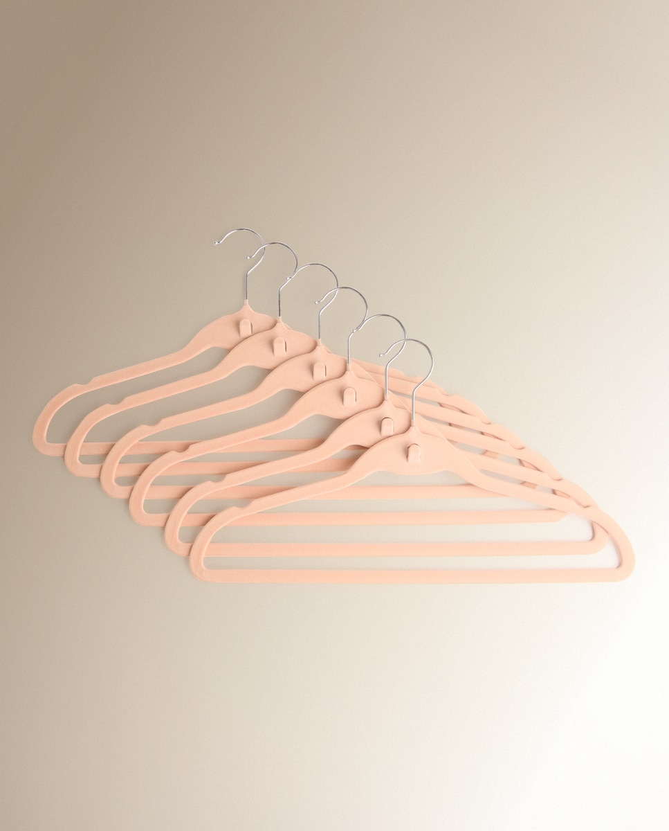 Imagen 0 de Set de 6 perchas flocadas Rosa claro
