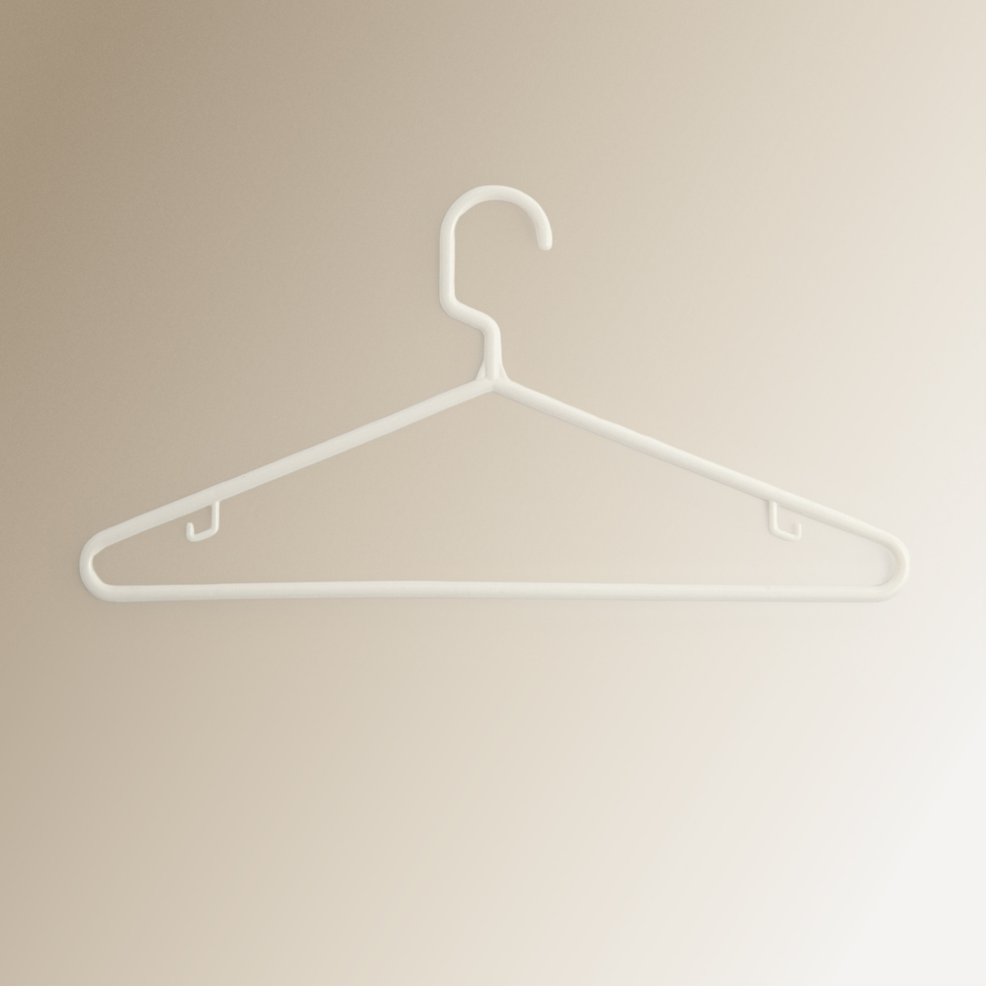 Imagen 0 de Set 10 perchas blancas de plástico Nuestro Mejor Precio - El Corte Inglés