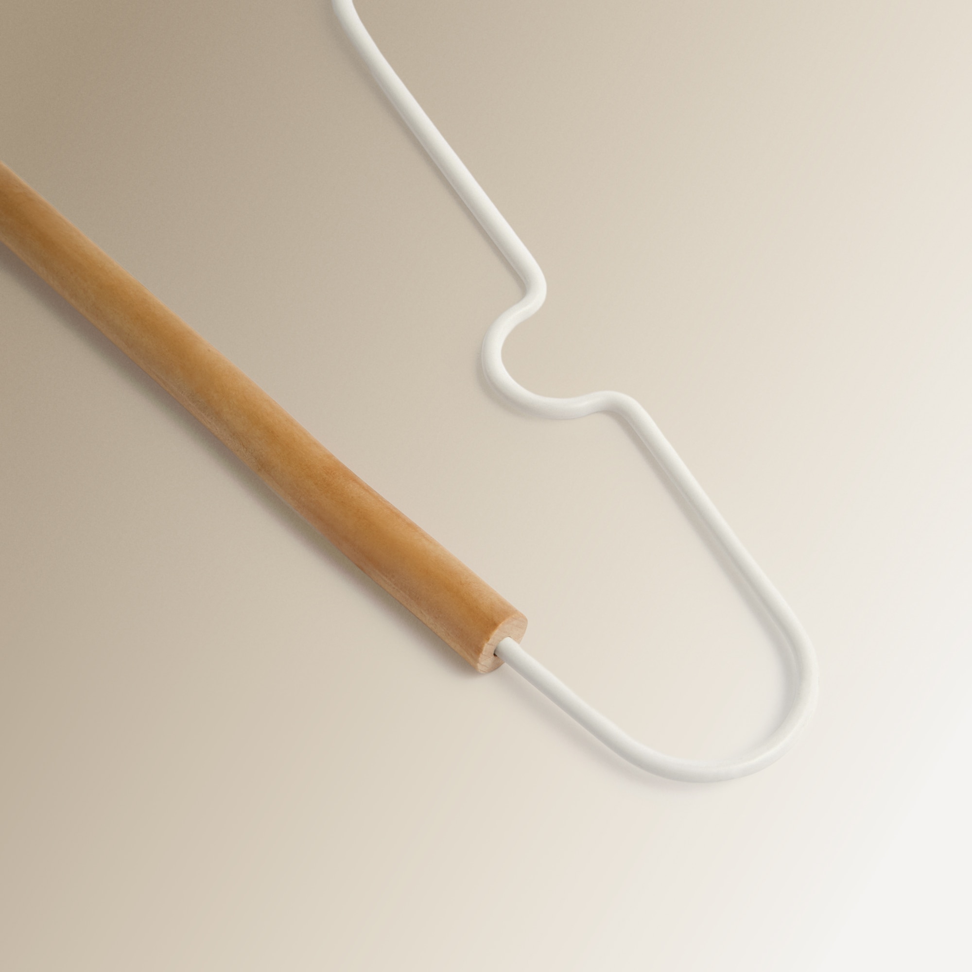 Conjunto de 3 cabides de madeira Branco-2