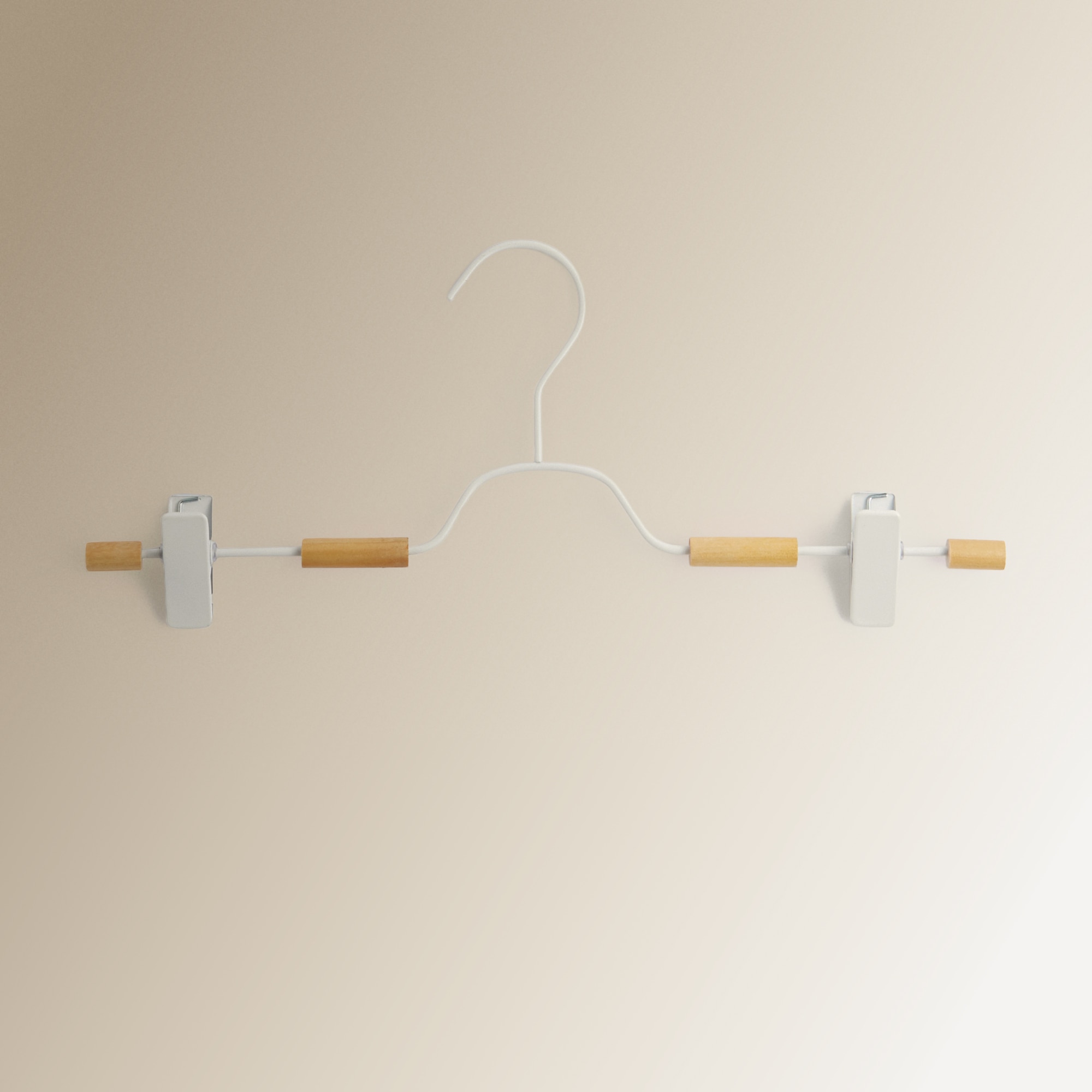 Conjunto de 2 cabides de madeira com molas Branco-1