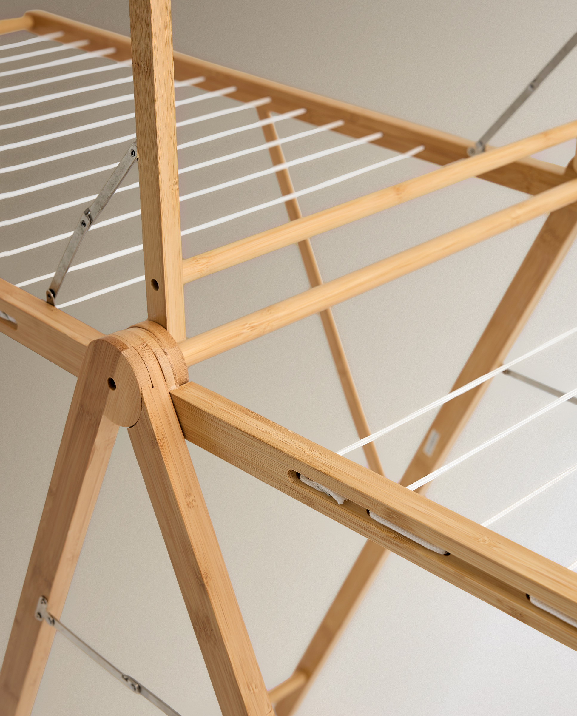 Estendal Dobrável com Barra Bambu Natural-5