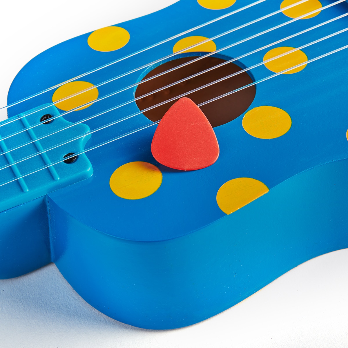Guitarra infantil de madera sostenible El Corte Inglés 4