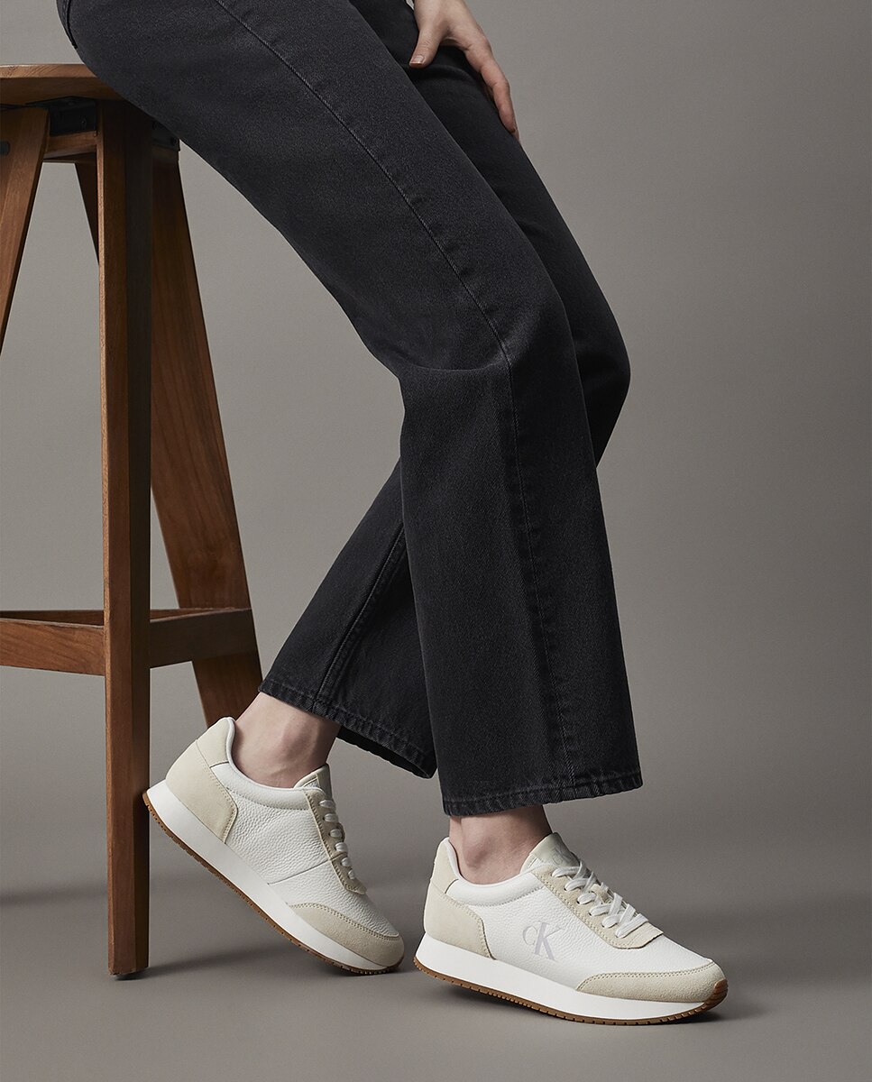 Sapatilhas Estilo Runner em Pele Branco-6