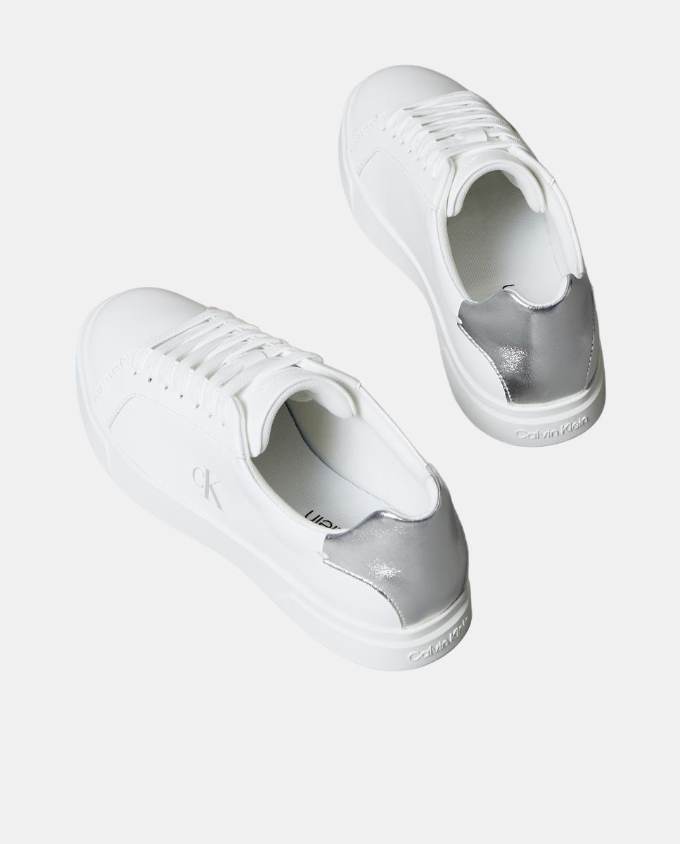 Sapatilhas Baixas Casual em Pele - Metalizado Branco-3
