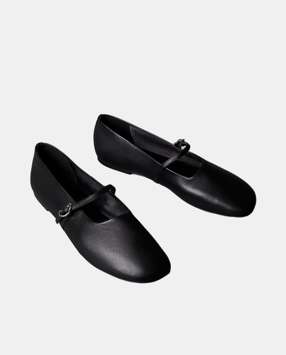 Sabrinas em Pele com Fivela Preto-2
