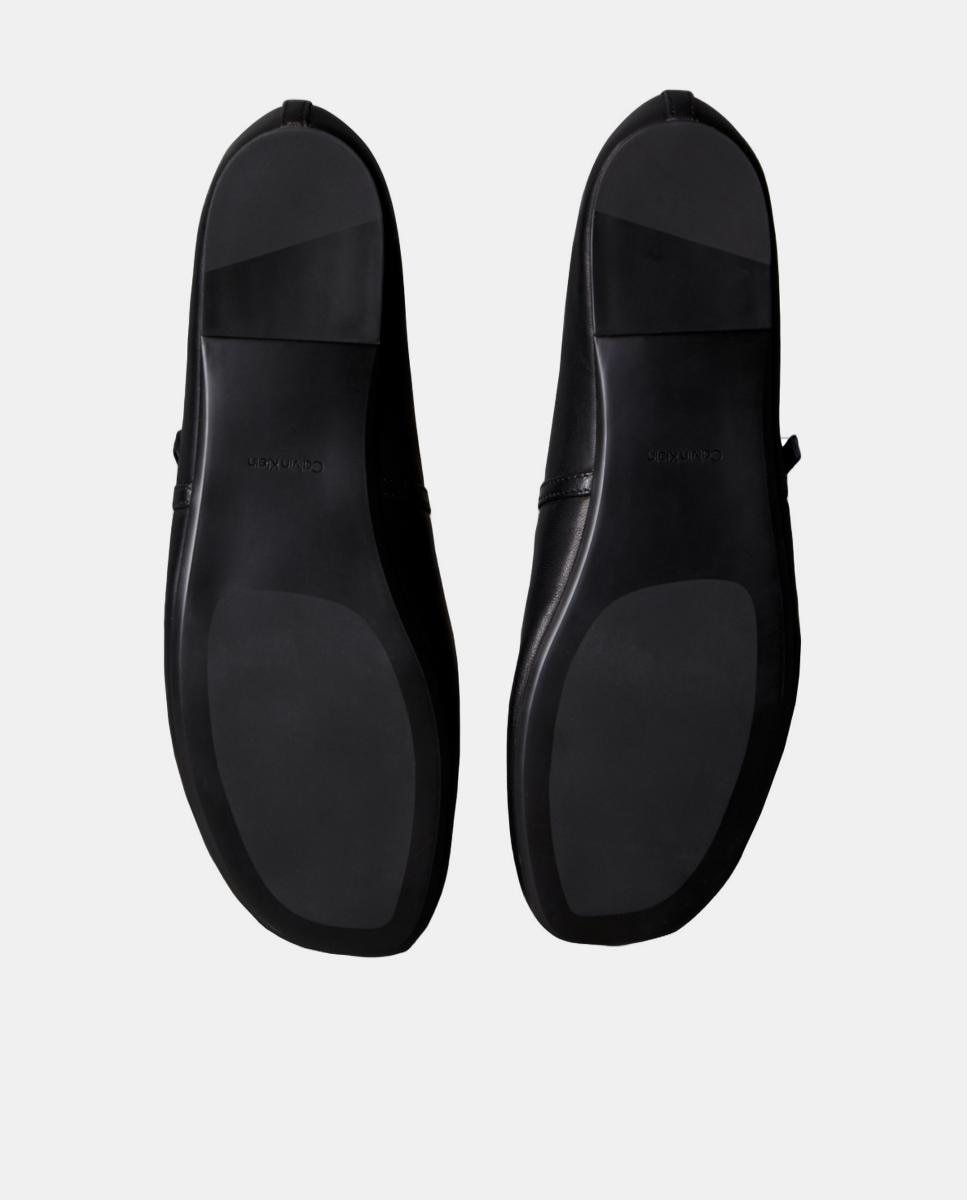 Sabrinas em Pele com Fivela Preto-6