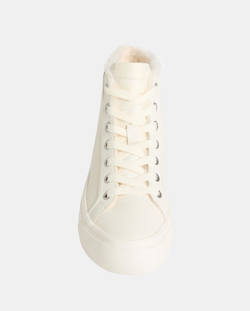 Sapatilhas em Pele Creme-4