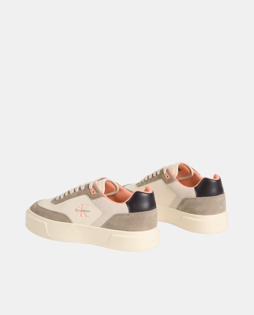 Sapatilhas em Pele Creme-3