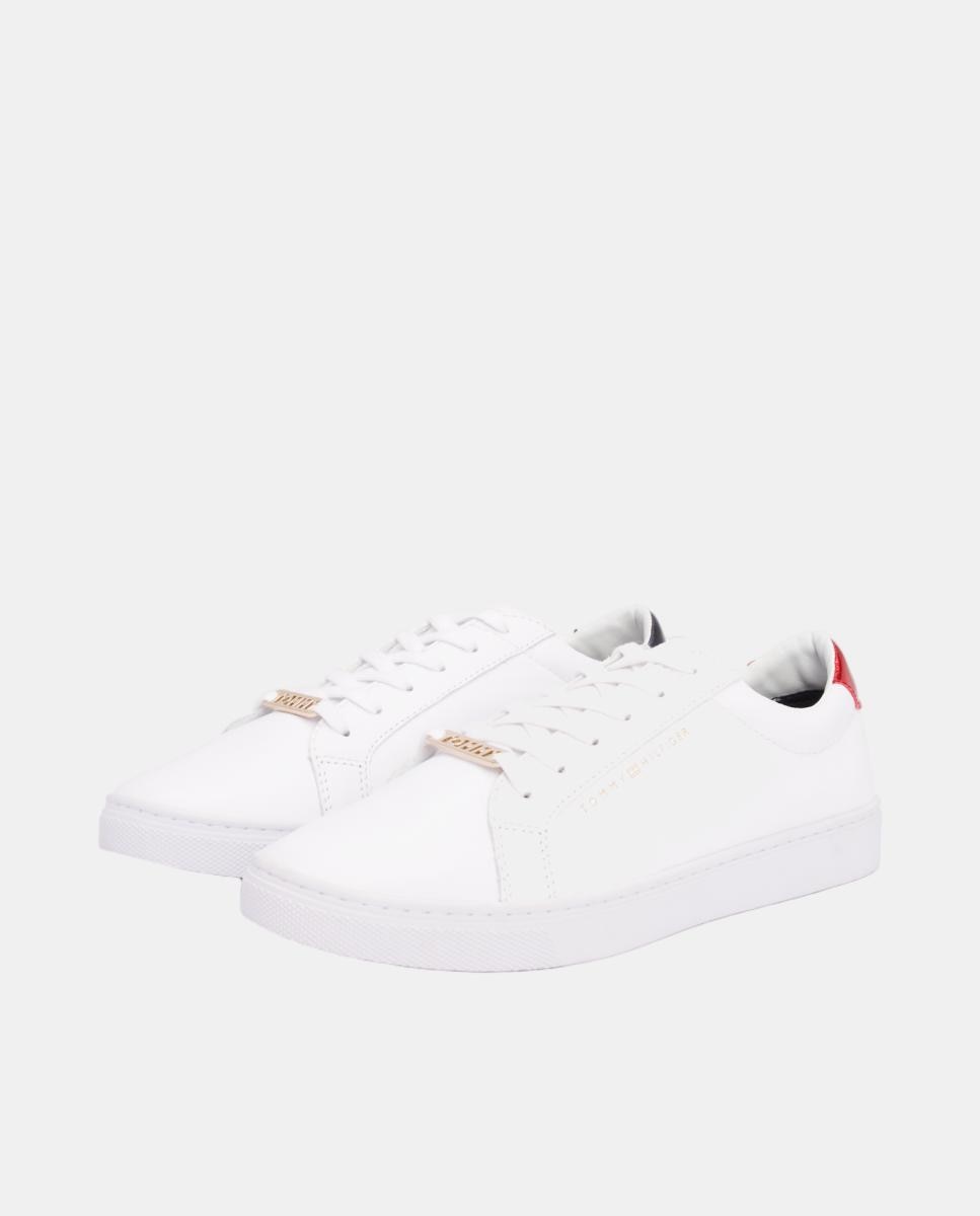 Zapatillas deportivas estilo casco con cordones y talón metalizado de Tommy Hilfiger - Rojo Rojo-2