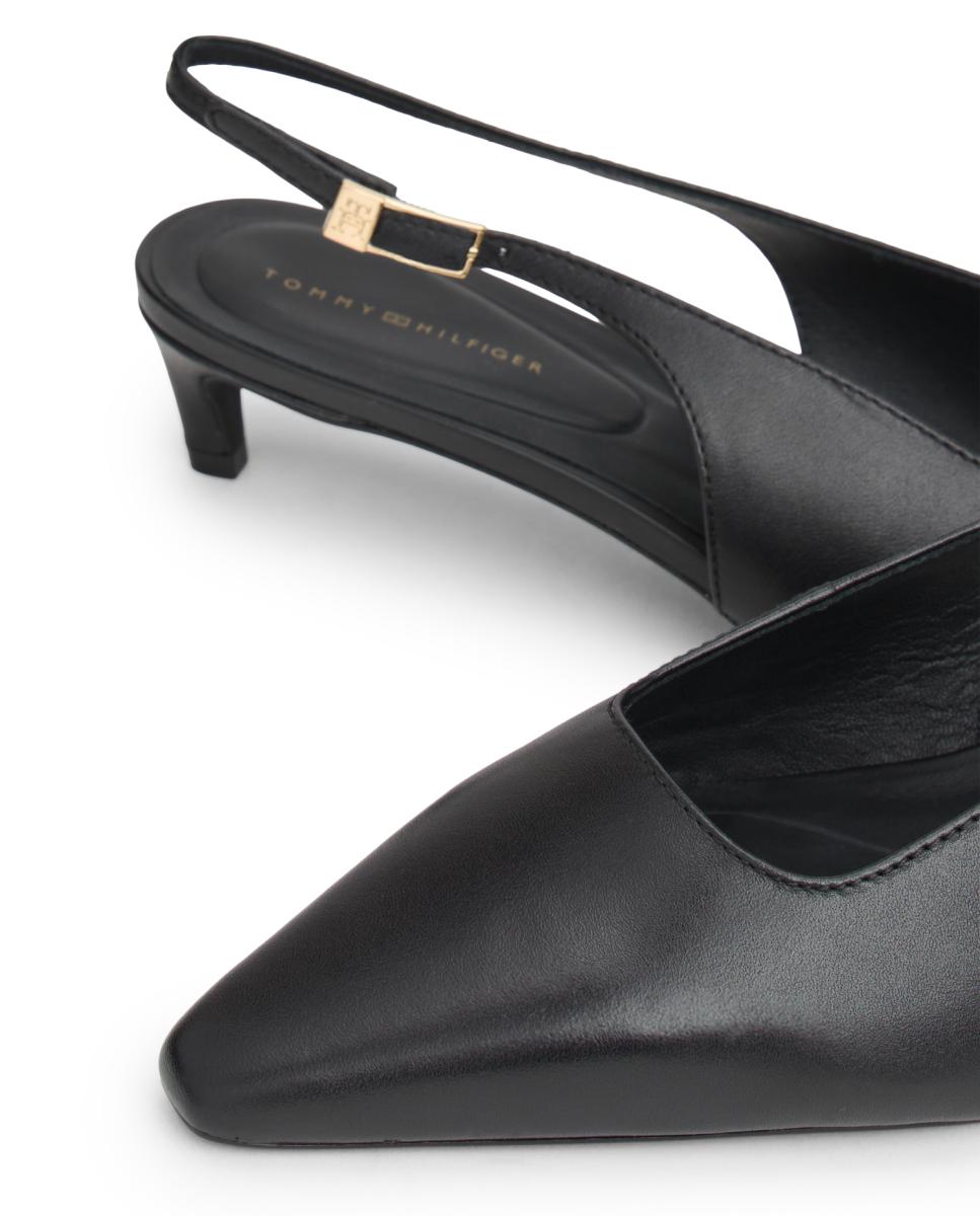 Sapatos Slingback com Fivela e Salto Baixo - Preto Preto-6