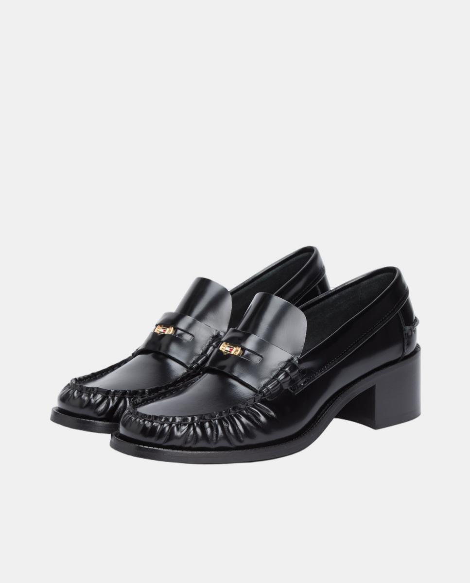 Mocassins de Verniz com Salto Preto-4