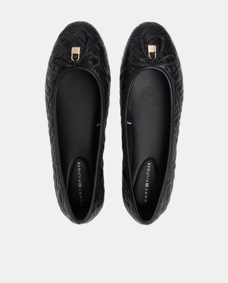Sabrinas em Tecido Plano - Preto Preto-6