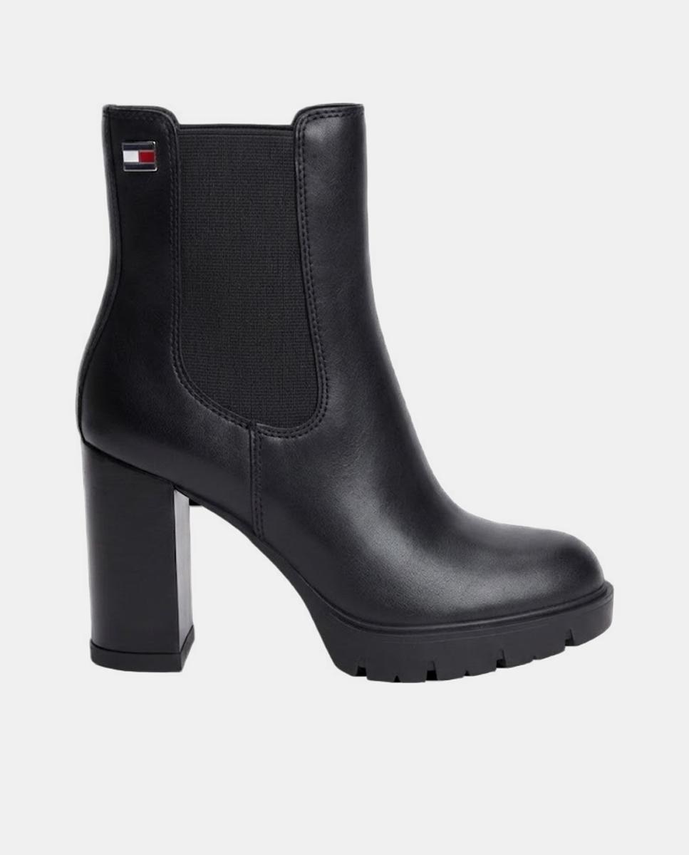 Imagem 0 de Botins de Salto Alto