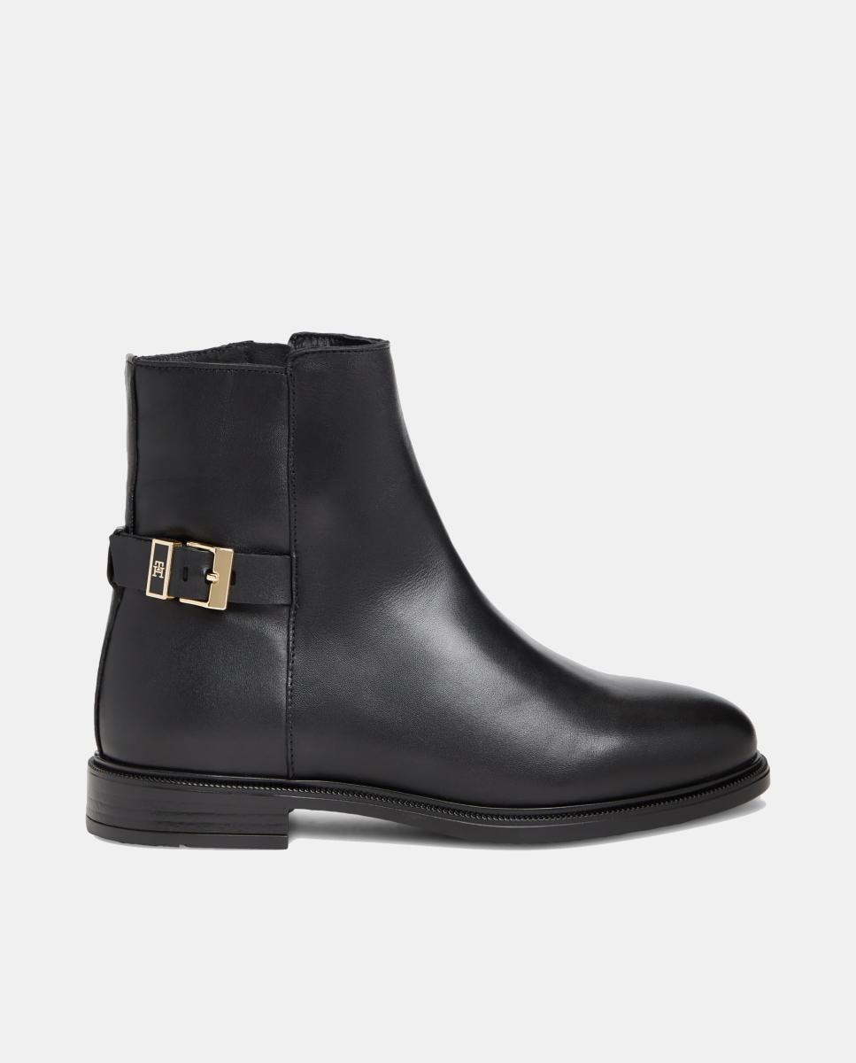 Imagem 0 de Botins com Fivela