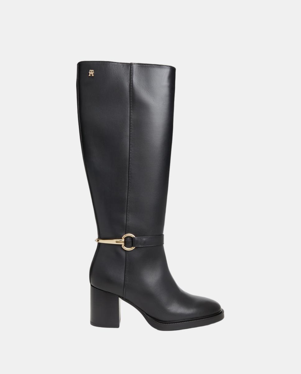 Imagem 0 de Botas Altas com Salto