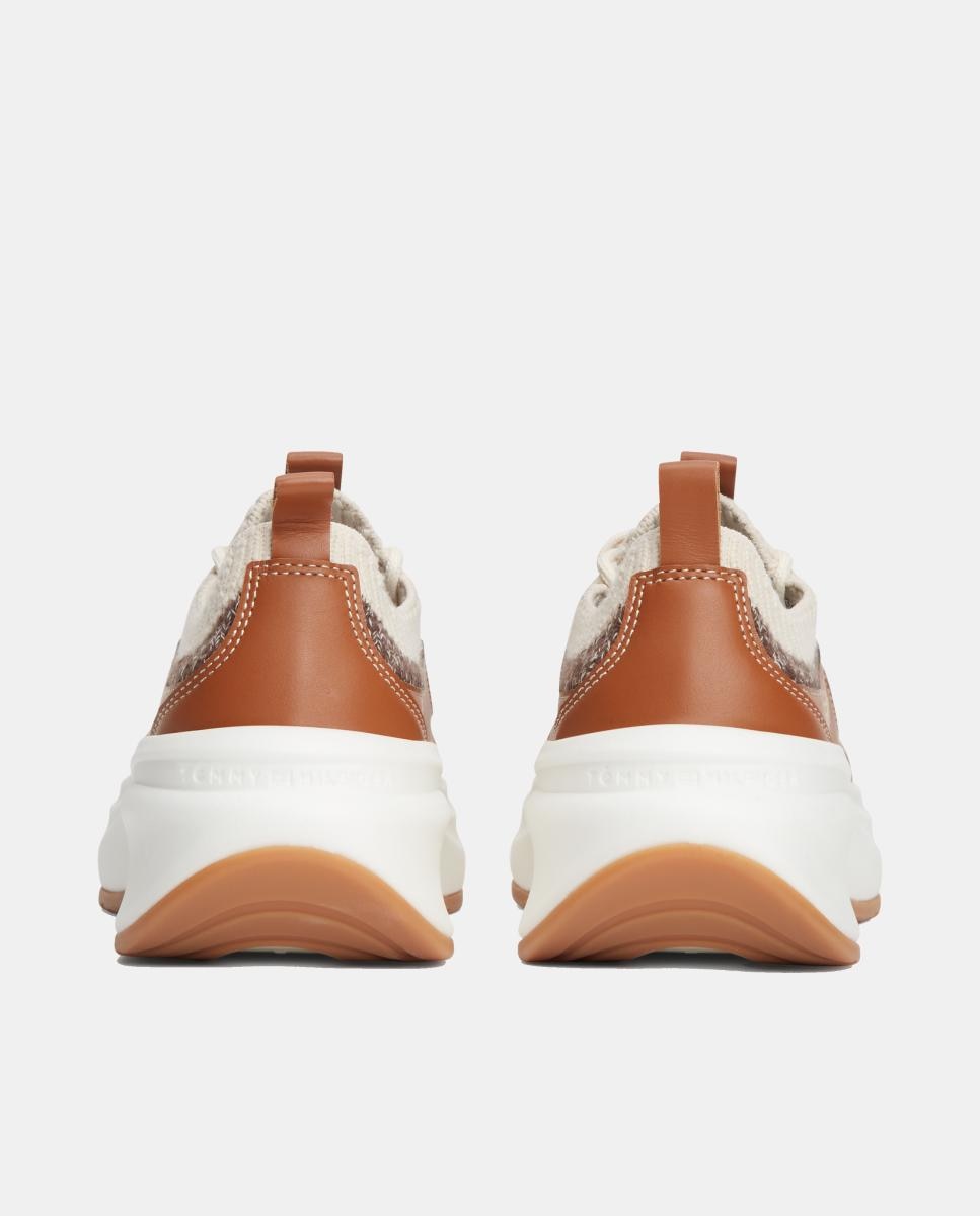 product.carousel.image.label