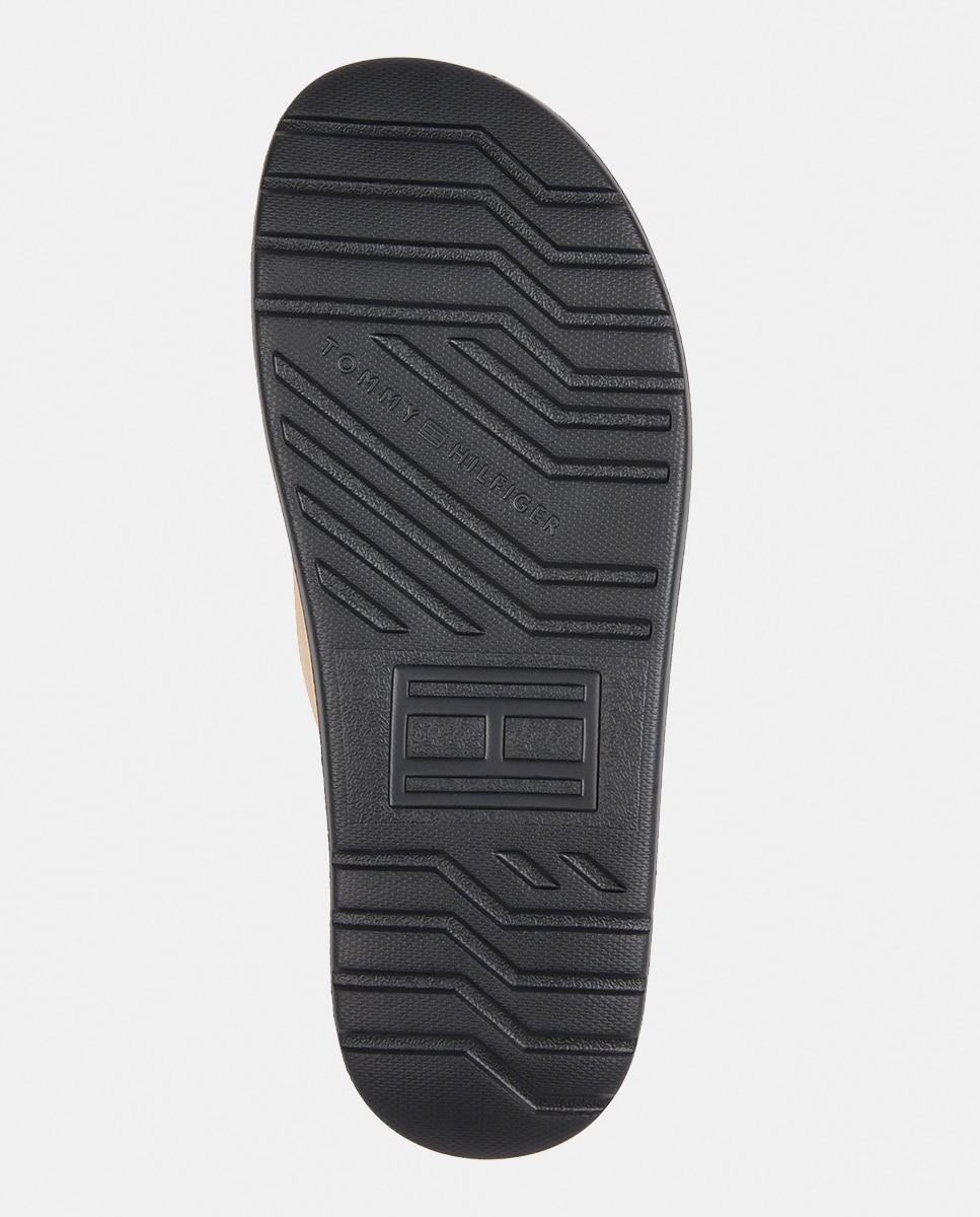 Sandálias Rasas com Fivela Dupla Bege-3