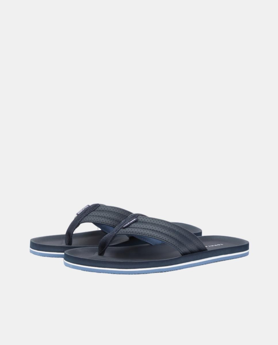 Chinelos Acolchoados com Acabamento Perfurado Azul-3