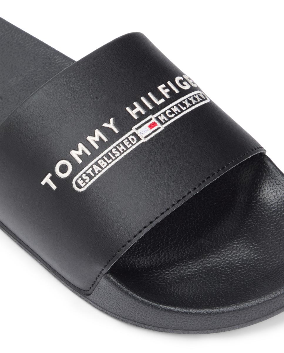 Chinelos Lisos com Logótipo em Relevo Preto-6