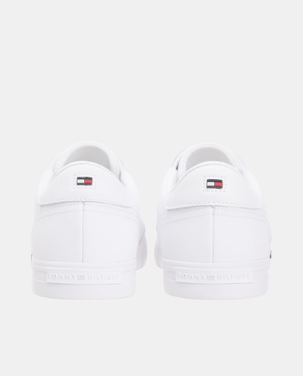 Sapatilhas com Detalhe da Marca - Branco Branco-4