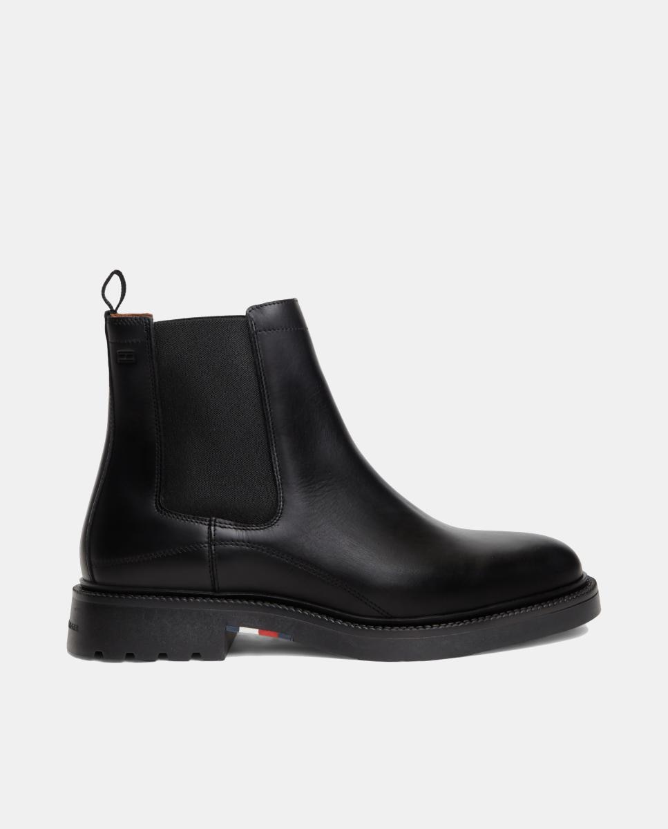 Imagem 0 de Botins em Pele - Preto