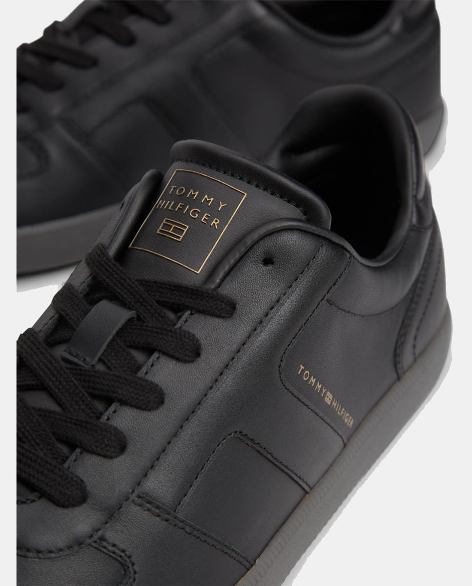 Sapatilhas em Pele - Preto Preto-4