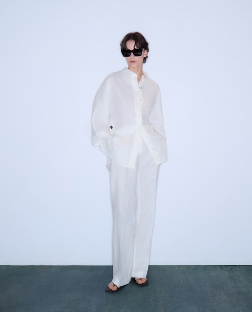 Imagem 0 de Blusa Tipo Camiseiro de Linho