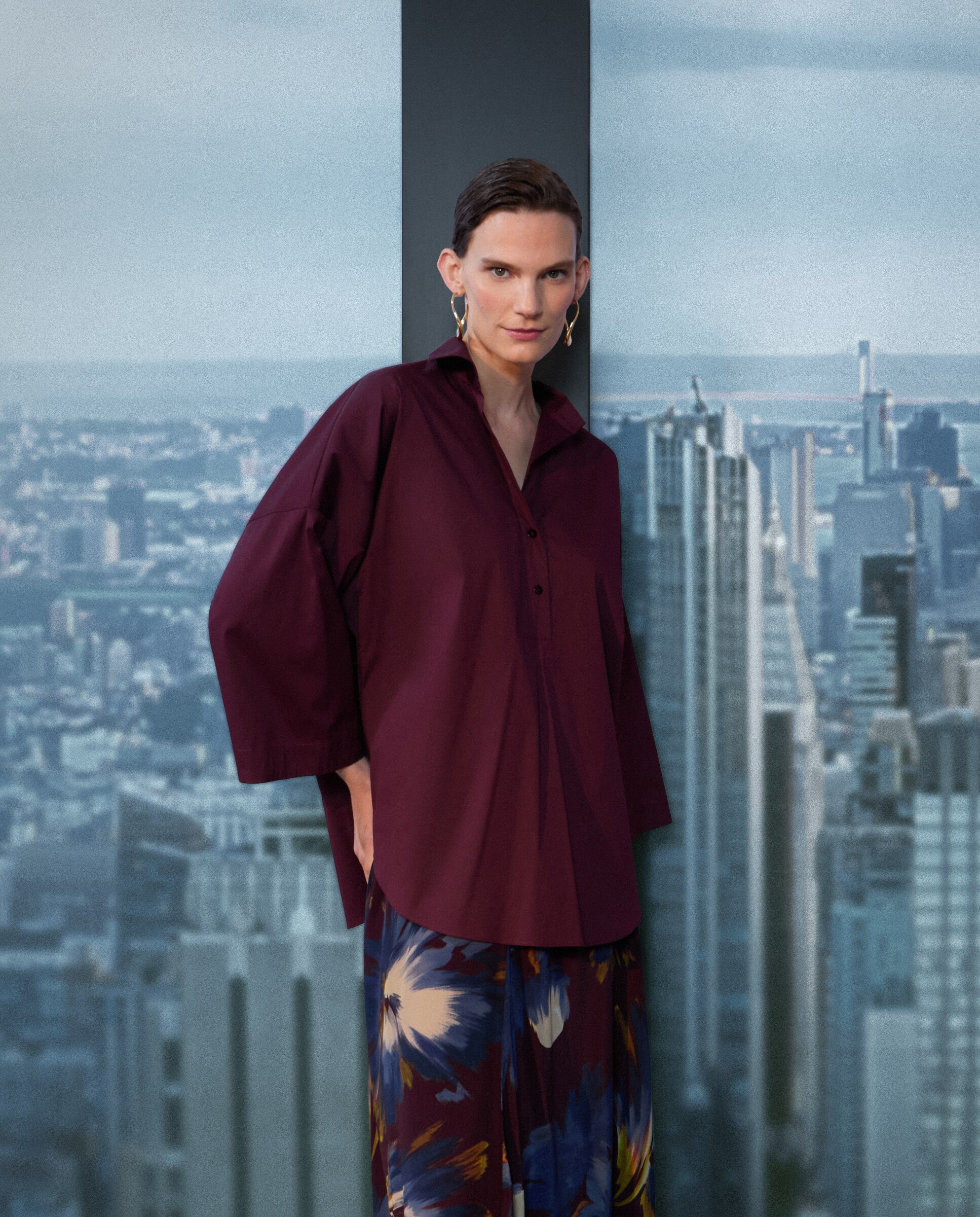 Blusa de Popelina Tipo Polo Bordeaux-1