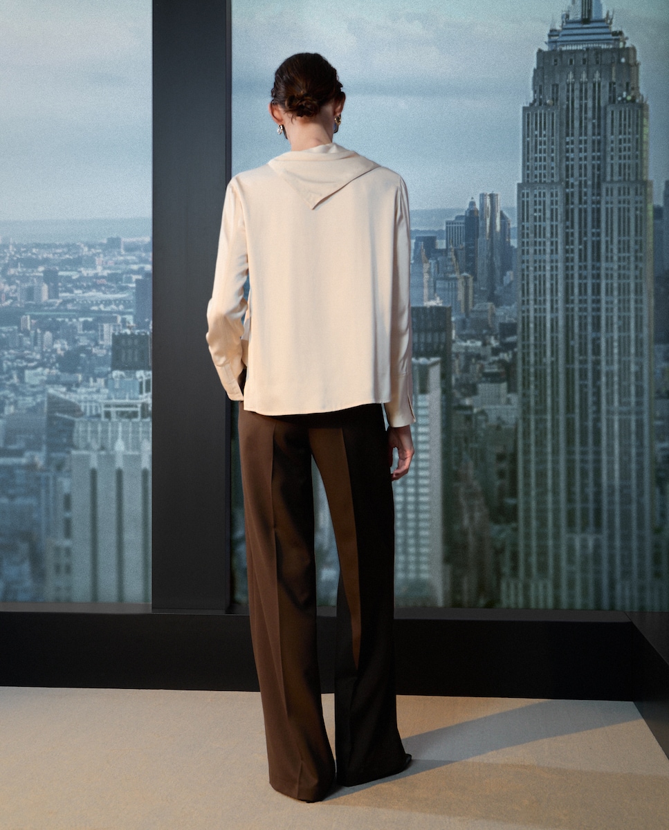 Blusa com Gola de Lenço 150 Baunilha-3