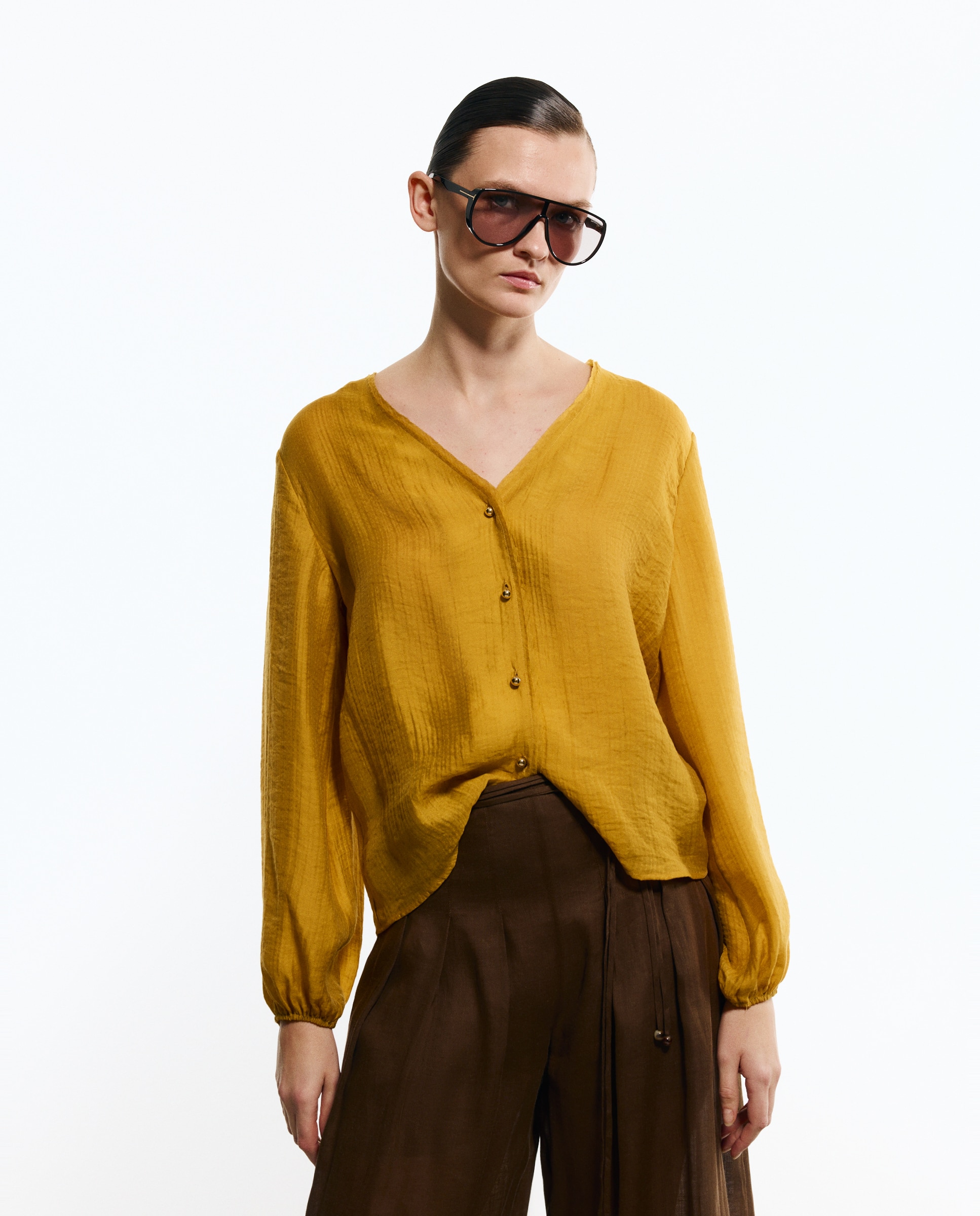 Blusa com Manga Comprida e Tecido com Textura Mostarda-2