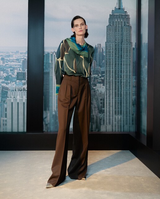 Imagen 0 de Pantalón de mujer ancho con pinzas