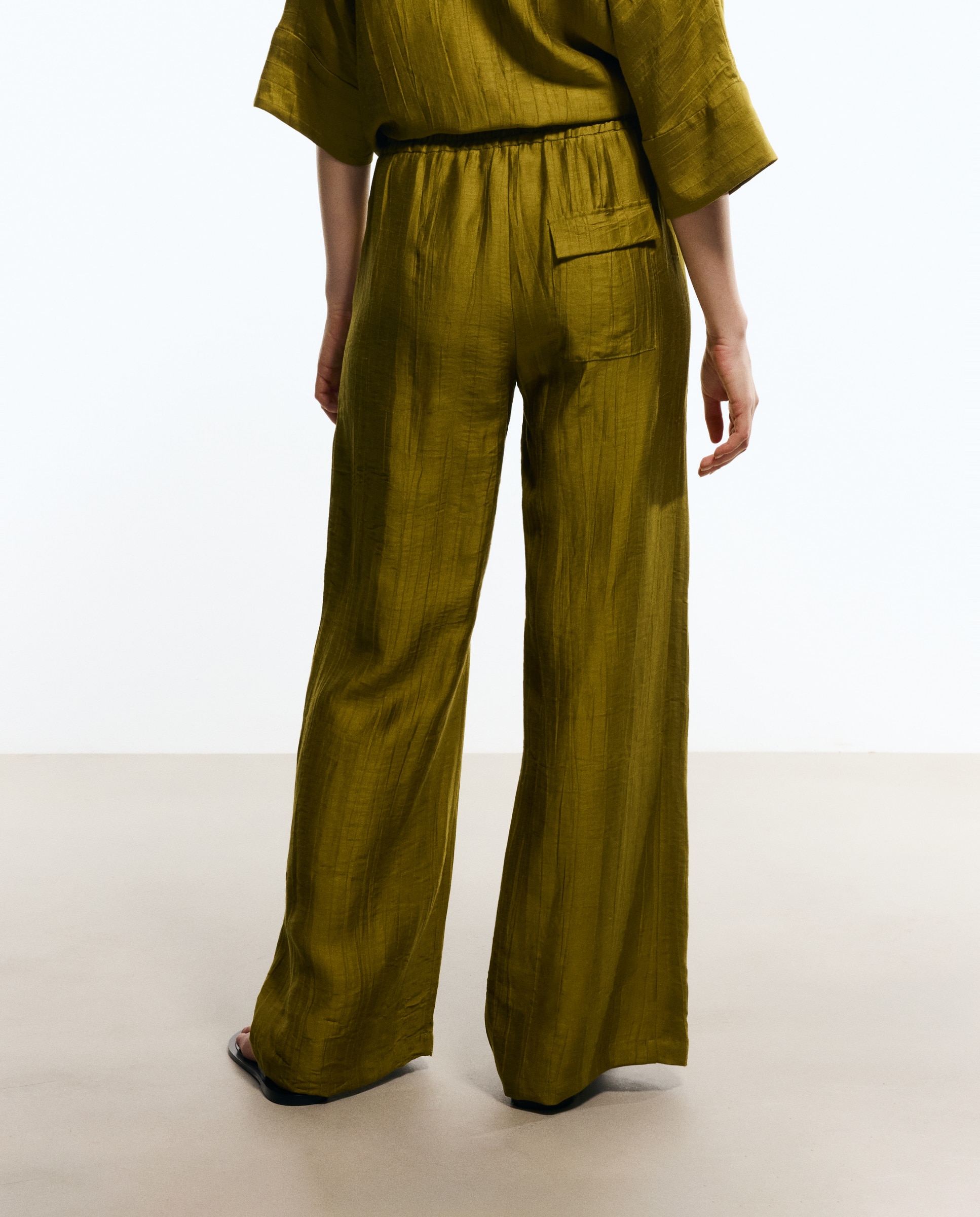 Calças Largas 530 Verde Escuro-3