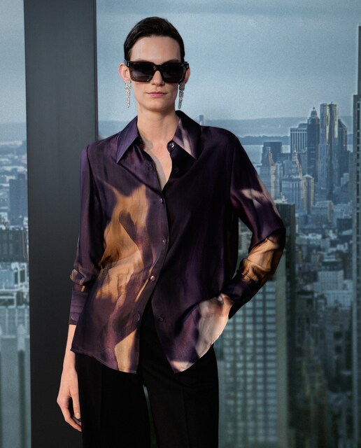 Camisa de mujer manga larga con tulipanes