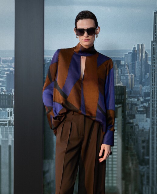 Imagem 0 de Blusa com Estampado Geométrico