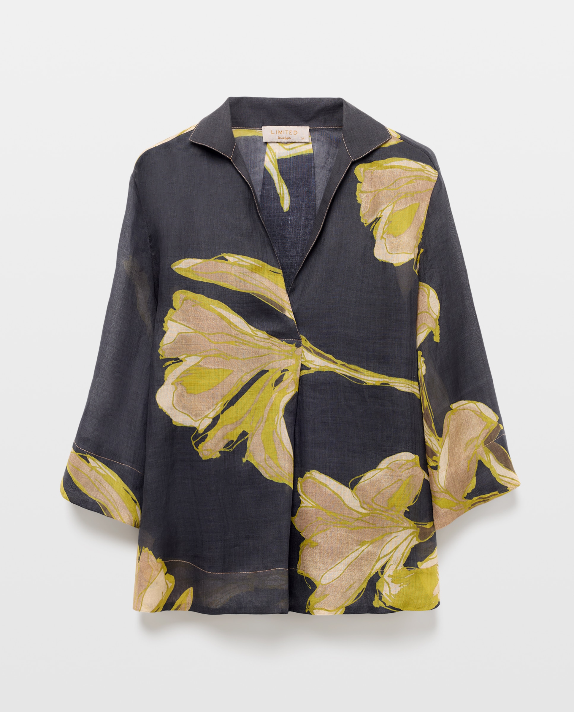 Blusa com Manga 3/4 e Decote em Bico Verde-5