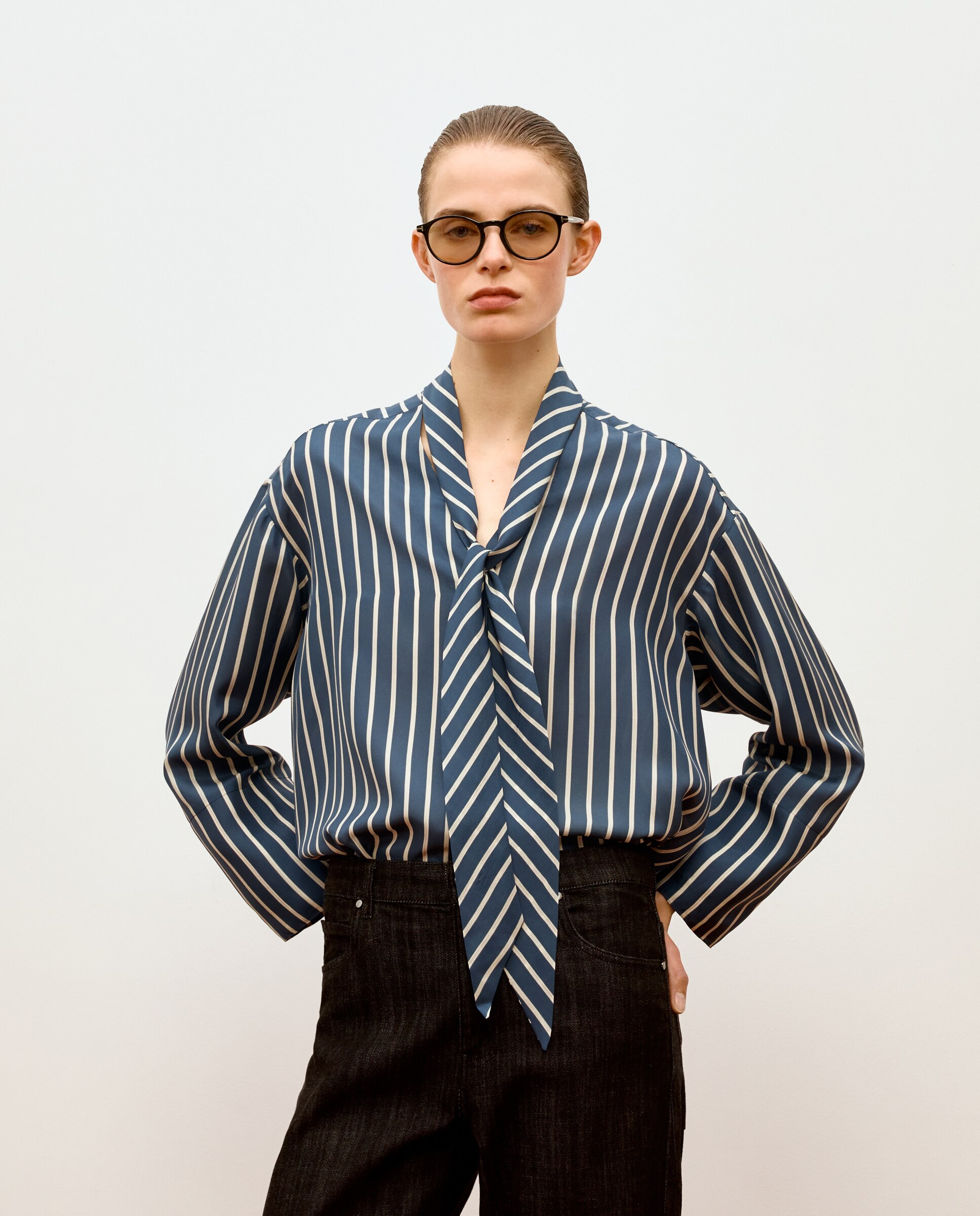 Blusón de mujer con manga larga y cuello con bufanda - Woman Limited El Corte Inglés - Azul Azul-2